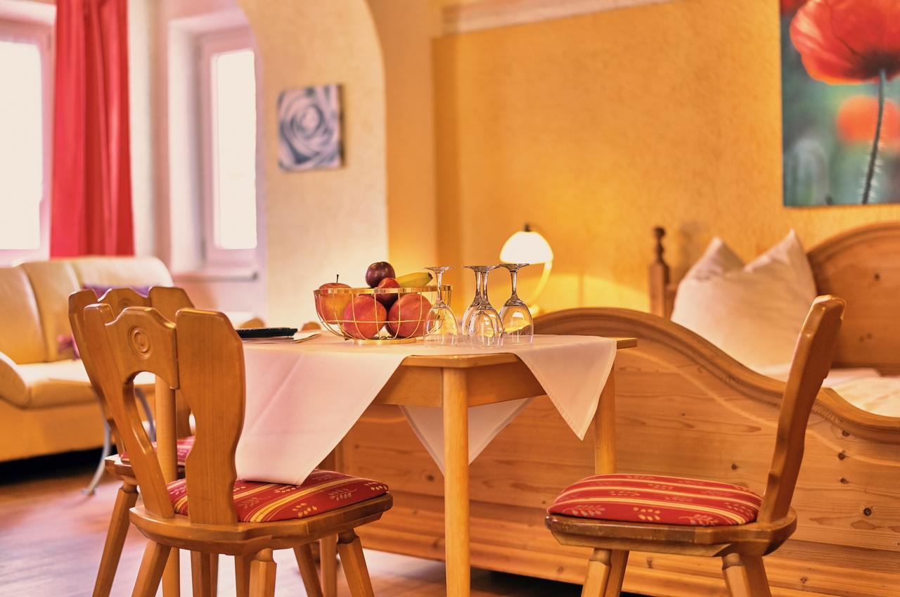 Landgasthof Moser & Restaurant Bootshaus Windorf  Exterior photo